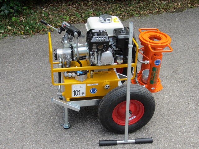 ETS-19B benzinmotoros hidraulikus kiemelő ETS-19B benzinmotoros hidraulikus kiemelő