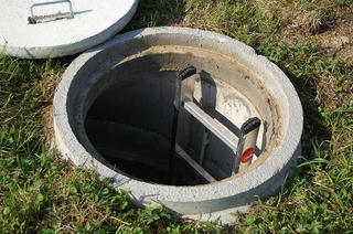 Tudományos szabadföldi liziméter búvónyílása Tudományos szabadföldi liziméter búvónyílása